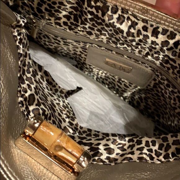 🎉Last deal 🎉Cache wristlet clutch - Picture 9 of 9